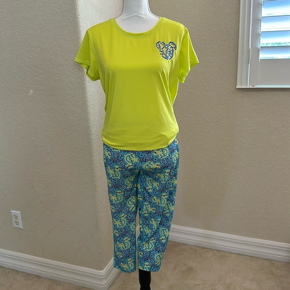 Disney Pants - Disney Parks leggings and top size Large & medium